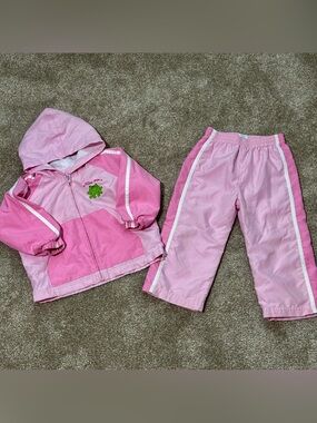 Y2K Toddler Girls Pink Windbreaker Set w/ embroidered Frog detail